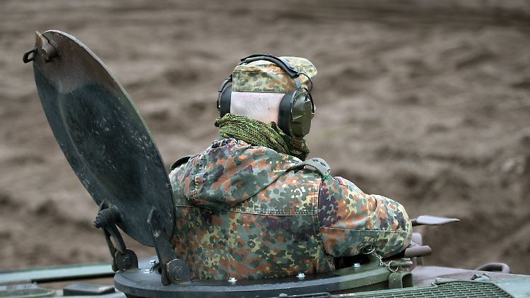 Guten Gehörschutz, sagt der Rechnungshof, den gebe es auch billiger.
