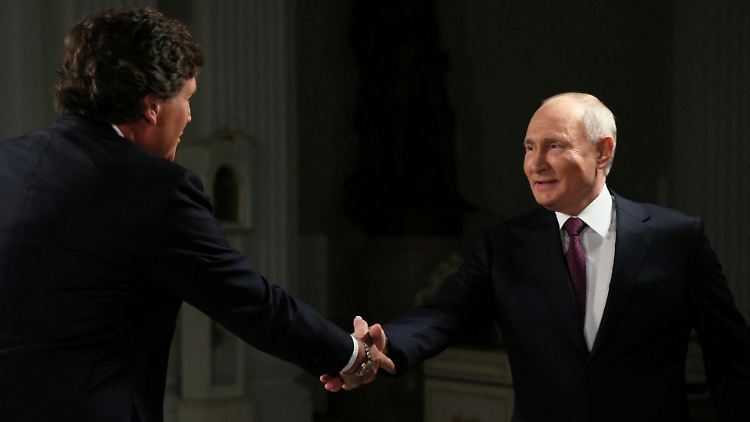 Rund zwei Stunden dauerte das Gespräch zwischen Putin und Carlson.