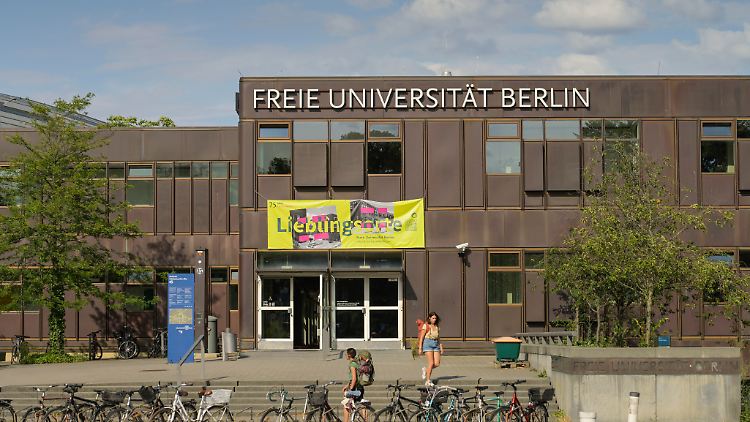 Der Angriff gegen Shapira setzt die Freie Universität Berlin unter Druck.
