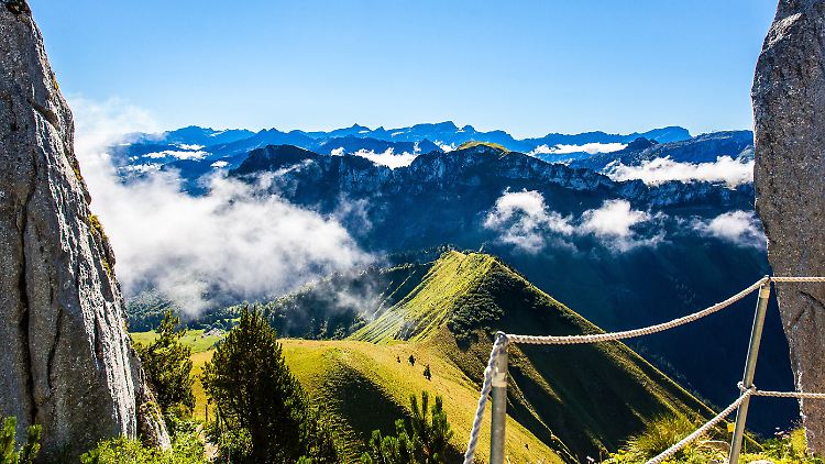Das Bergpanorama auf dem Rochers-de-Naye: wunderschön, aber nur erfahrenen und gut ausgerüsteten Wanderern zu empfehlen.