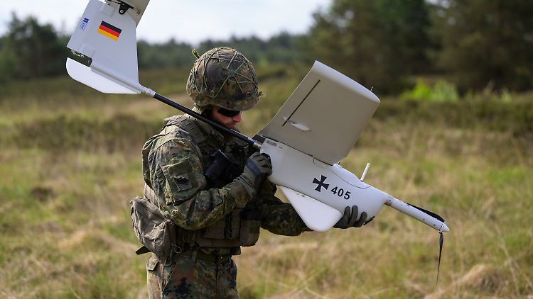 Aufklärungsdrohnen haben immense strategische Bedeutung. Auch die Bundeswehr setzt fliegende Augen ein.