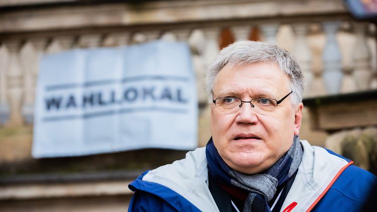 "Ich bedaure sehr, dass es zu diesem Zwischenfall gekommen ist", sagt Landeswahlleiter Bröchler.