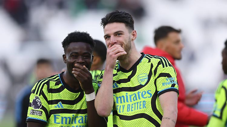 Die Fußballer des FC Arsenal sind da was am Planen dran.