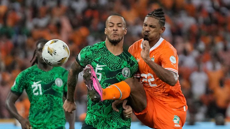 Eine Fußspitze schneller am Ball: Sebastien Haller erzielt den Siegtreffer für die Elfenbeinküste beim Afrika Cup.