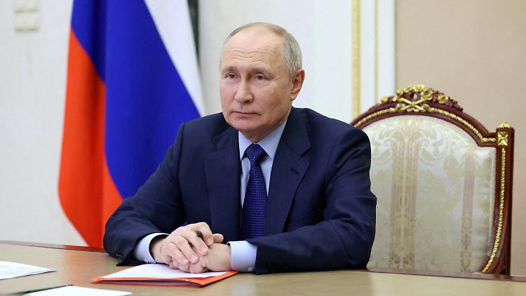 "Ja, er ist ein Spieler", sagt Boris Bondarew über Putin. "Vor allem aber kann er nicht verlieren."