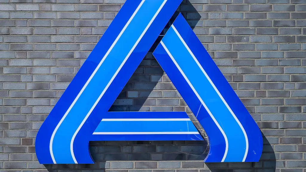 14f6ac98d7f775b18f9a2281ebeece34