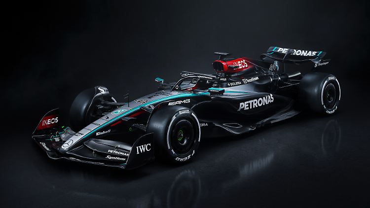 Der Mercedes-Bolide wurde für die neue Formel-1-Saison komplett überarbeitet.
