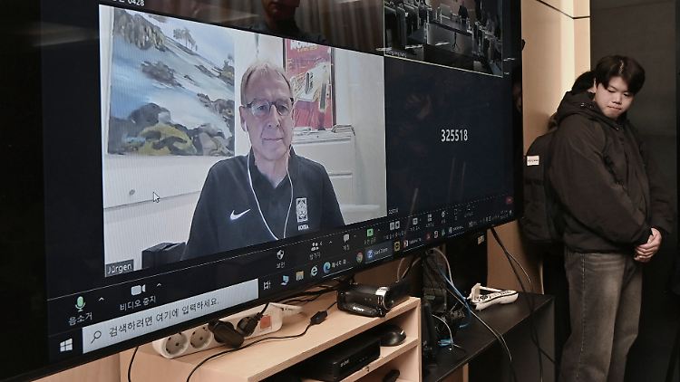 Diesmal live bei Zoom, nicht Facebook: Jürgen Klinsmann.