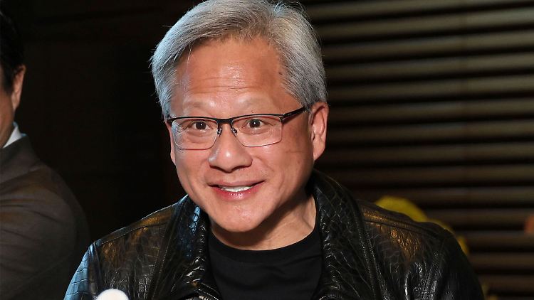 Nvidia-Chef Jensen Huang konnte sein Vermögen um fast die Hälfte steigern.