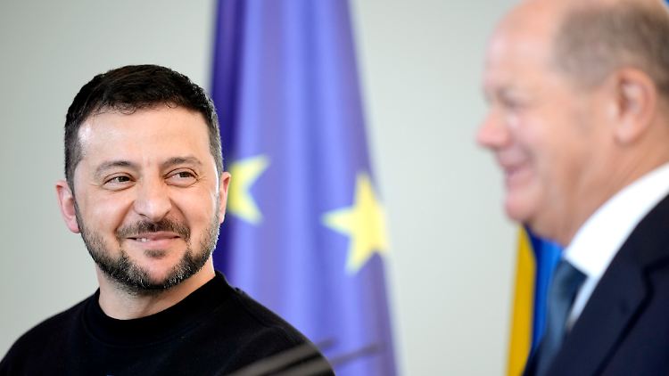 Selenskyj und Scholz im Mai 2023 im Kanzleramt. Der ukrainische Präsident kommt an diesem Freitag nach Berlin.