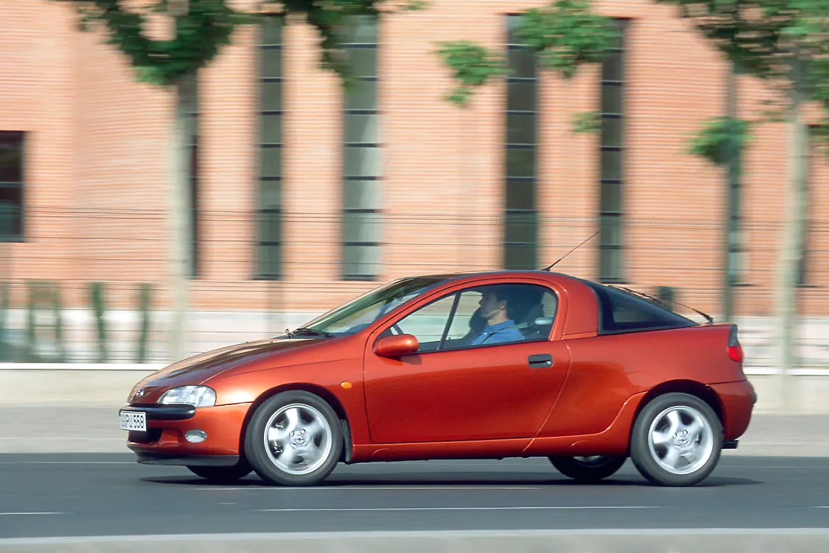 12-Opel-Tigra-Quelle-Opel-Stellantis