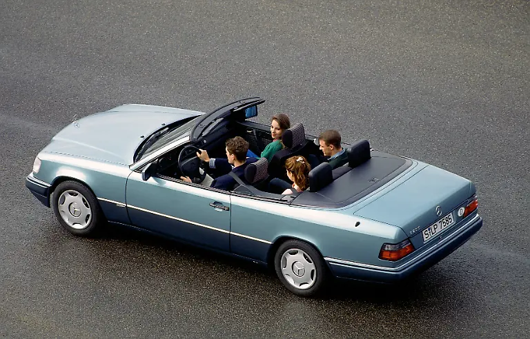 10-Mercedes-Benz-E-Klasse-E200-Cabriolet-W124-Quelle-Mercedes-Benz-Classic-Archive