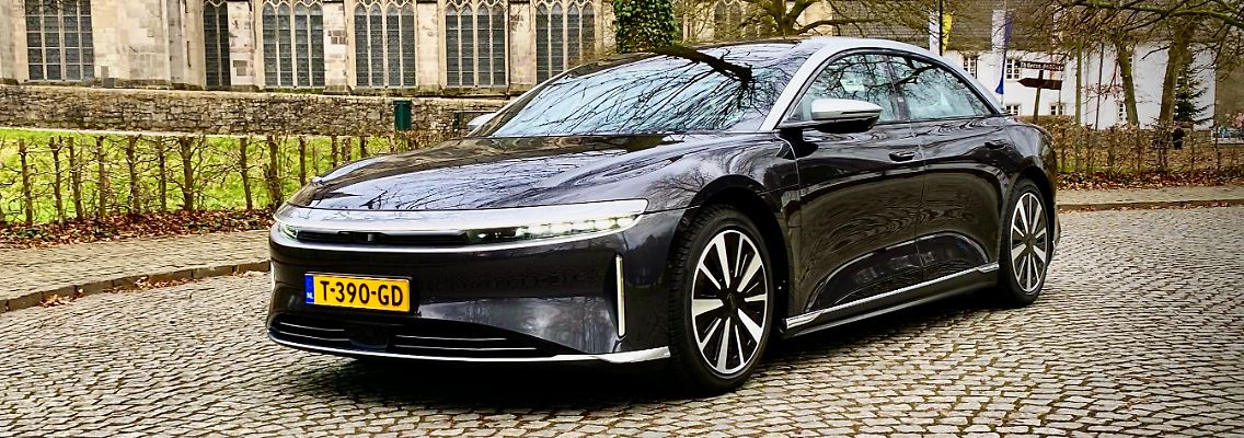 Lucid_Air_Gr_Tou_VO.jpg
