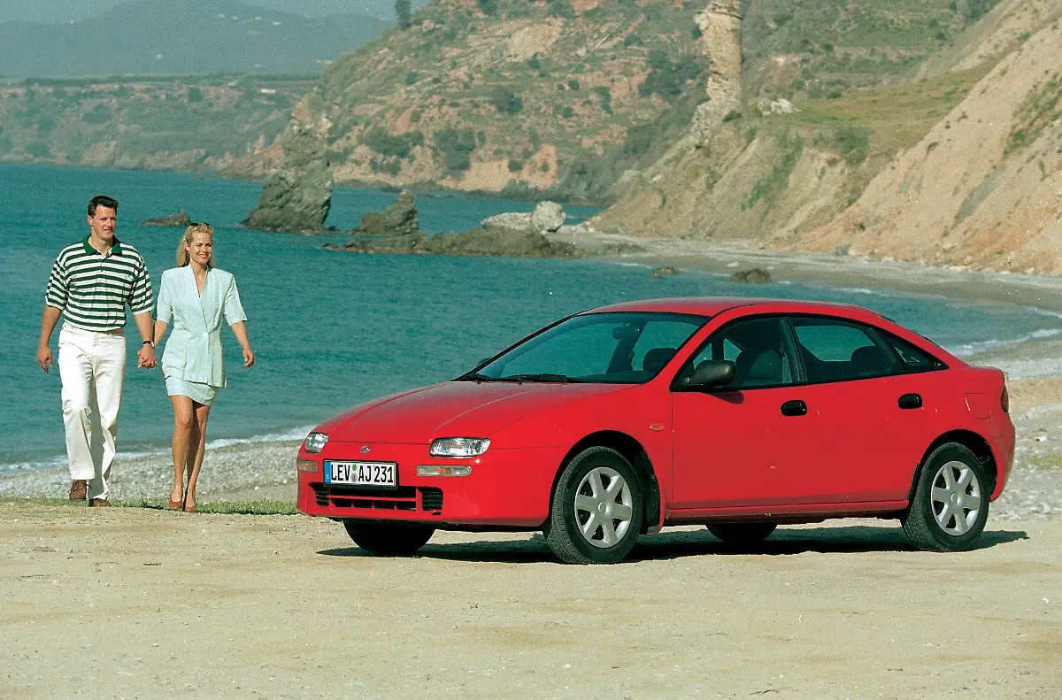 09-Mazda-323-F-Quelle-Mazda