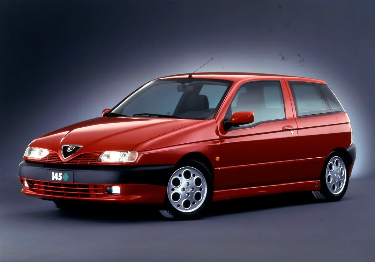 02-Alfa-Romeo145-Quelle-Alfa-Romeo-Stellantis