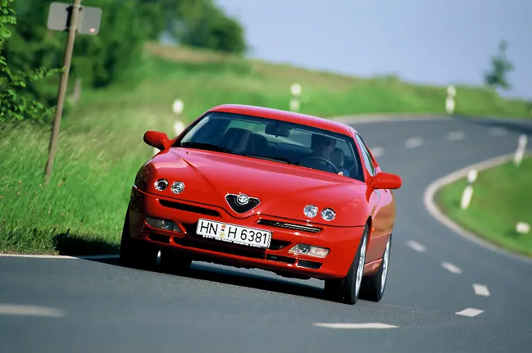 01-Alfa-Romeo-GTV-Quelle-Alfa-Romeo-Stellantis