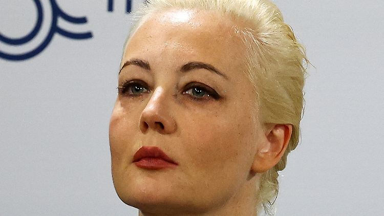 Julia Nawalnaja am Freitag auf der Münchner Sicherheitskonferenz, kurz zuvor war der Tod ihres Mannes bekannt geworden.