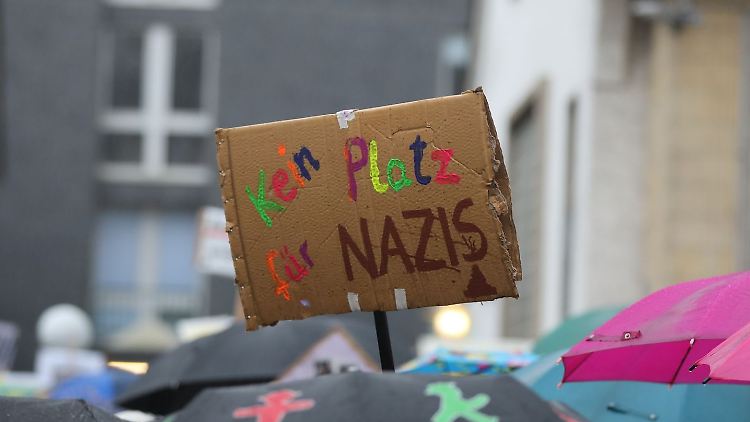 Anfang des Jahres protestierten Hunderttausende Menschen in Deutschland gegen Rechtsextremismus.