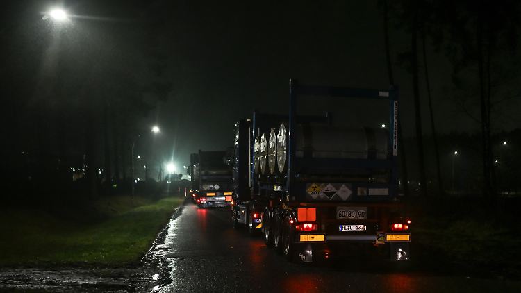 Transportfahrzeuge mit Uran kommen Anfang Februar in der Brennelementfabrik im niedersächsischen Lingen an. Nach Angaben von Atomkraftgegnern hat diese erneut Uran aus Russland erhalten.