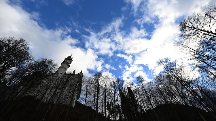Das Schloss Neuschwanstein ist jedes Jahr Ziel von Millionen Touristen.