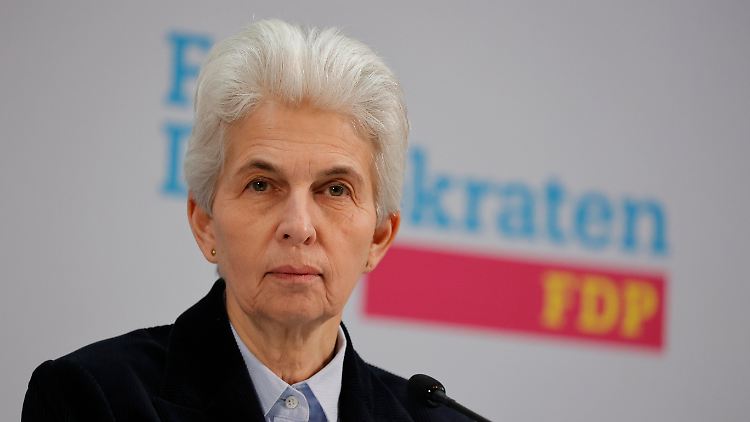 Die Nennung des Taurus im Antrag der Regierung scheitere am Kanzleramt, sagt die FDP-Politikerin.