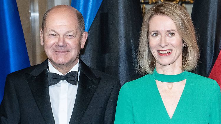 "Unser Mantra sollte lauten, dass Verteidigung nicht Eskalation bedeutet", sagt Kallas beim Matthiae-Mahl des Hamburger Senats. Die estnische Ministerpräsidentin und Kanzler Scholz sind Ehrengäste.