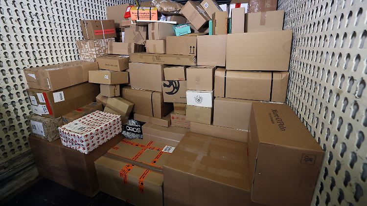 Tausende Subunternehmen sind für die großen Paketdienstleister tätig, oft in undurchschaubaren Sub-Sub-Unternehmerketten.