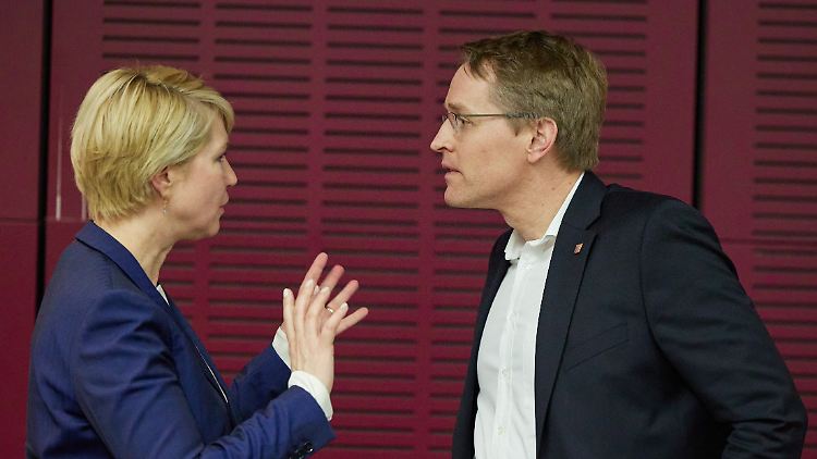 Zähe Debatten im Vermittlungsausschuss: Mecklenburg-Vorpommerns Landeschefin Schwesig und Schleswig-Holsteins Ministerpräsident Günther kommen nicht auf einen Nenner. 