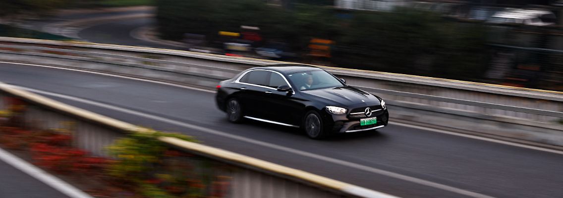 2023-10-31T113235Z_867067445_RC2L34AVGH6I_RTRMADP_3_TOTW-EV-BRANDS.JPG