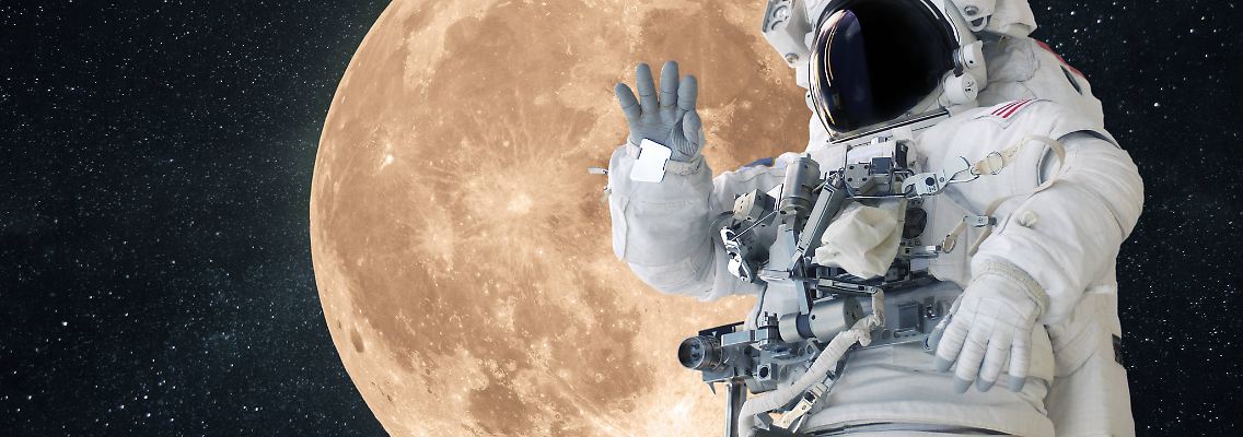 Mond Astronaut.jpg