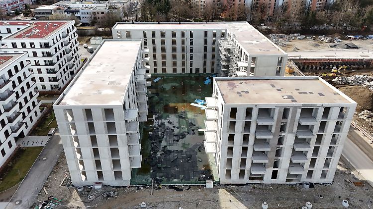 Die Baubranche erleidet in Deutschland einen Nachfrageeinbruch. Viele Projekte platzen oder stehen still. 