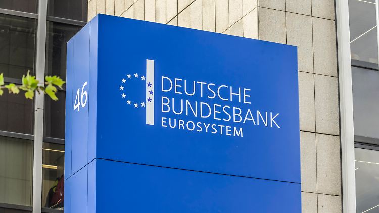 Die Bundesbank ist praktisch blank. Die Rücklagen sind nahezu aufgebraucht.