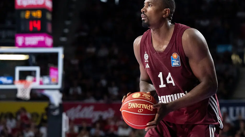 Serge-Ibaka-von-Muenchen-in-Aktion