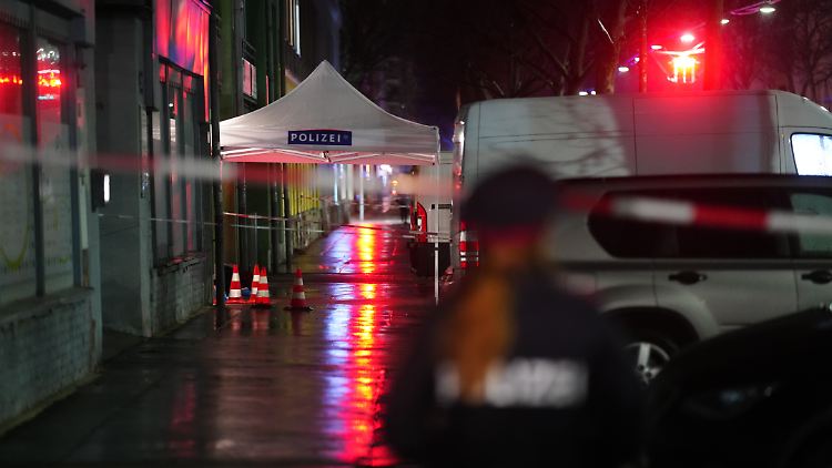 Die Polizei nahm kurz nach der Bluttat in einem Bordell einen 27-jährigen Tatverdächtigen fest. 