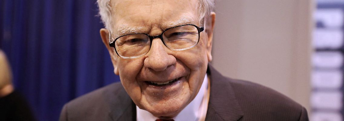 2024-02-14T213631Z_1604160720_RC2K26ANEKJZ_RTRMADP_3_USA-FUNDS-BERKSHIRE.JPG