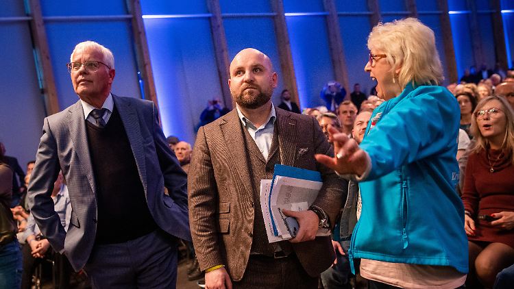 Emil Sänze (l.) und Markus Frohnmaier (m.) konnten sich durchsetzen. 