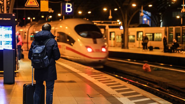 64 Prozent der Fahrten im vergangenen Jahr waren laut Bahnangaben pünktlich.