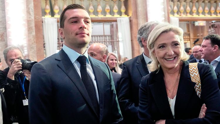 Verbündete der AfD - "bis zum Beweis des Gegenteils". RN-Parteichef Jordan Bardella und Fraktionschefin Marine Le Pen.