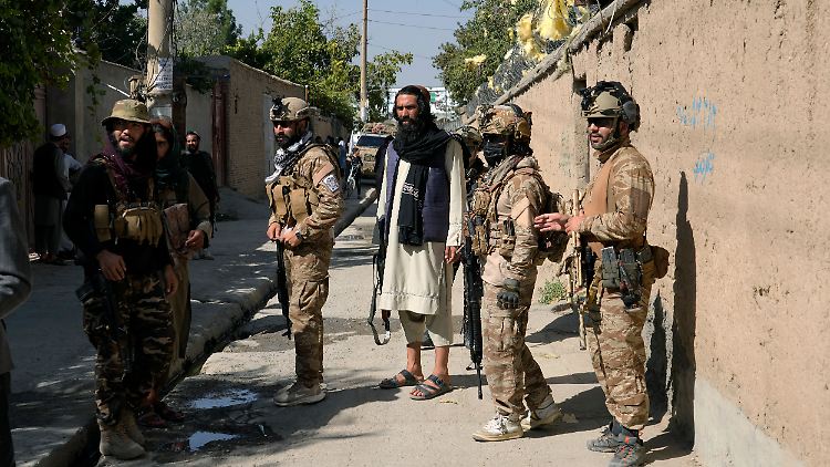Taliban in Kabul. Afghanistan sei wieder sicher, hatte der Österreicher noch kurz vor seiner Verhaftung geschrieben. 