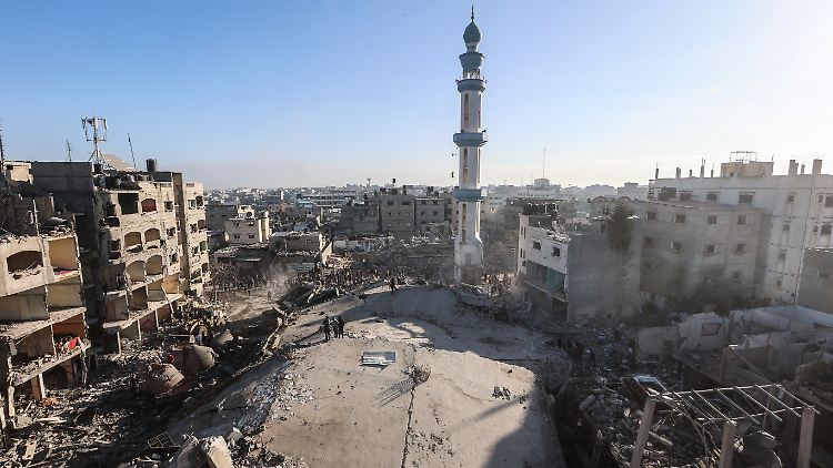Die geplante Offensive auf Rafah würde auch jegliche UN-Hilfsprogramme beenden, warnte Guterres.