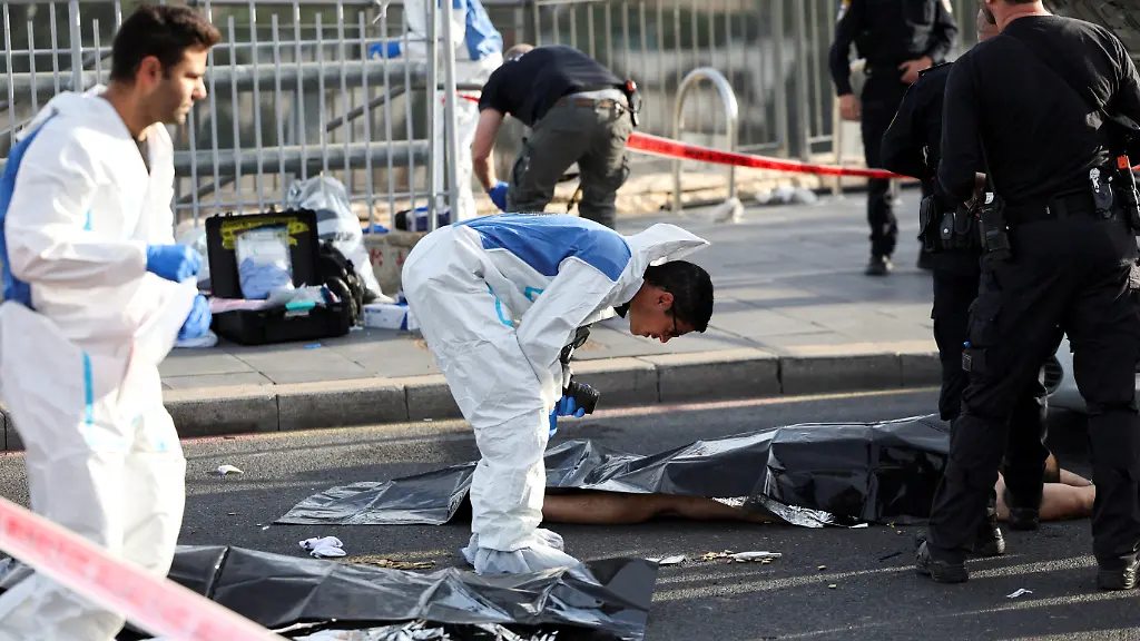 3db6704945331b085faeb08d1ca0a93e