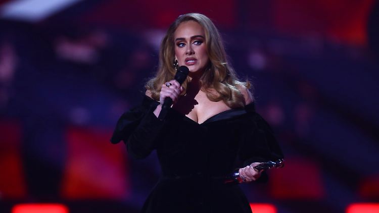 Adele hatte bei einem Konzert in Las Vegas Probleme mit der Stimme.