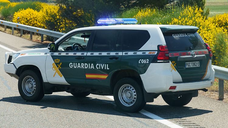 In Spanien wurde ein Ehepaar festgenommen, das seine 12-jährige Tochter mit einem 17-Jährigen zwangsverheiraten wollte. 