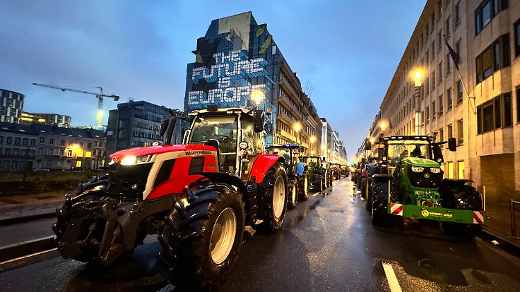 Traktoren  im Europaviertel in Brüssel