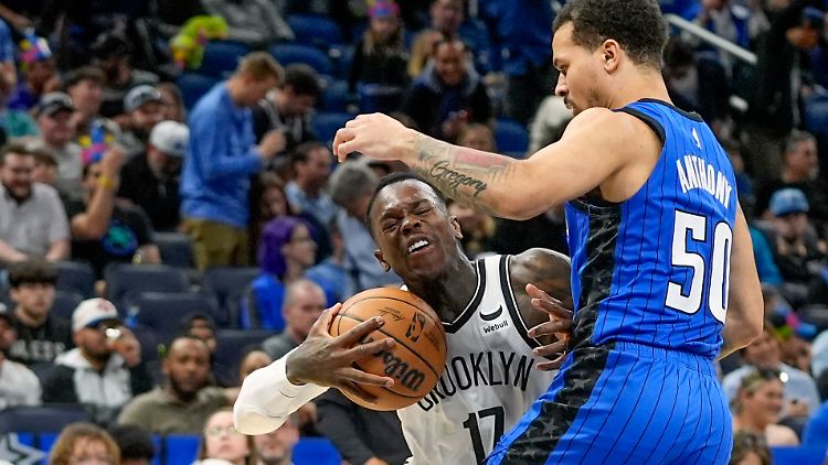 Dennis Schröder erzielte 15 Punkte für die Nets.