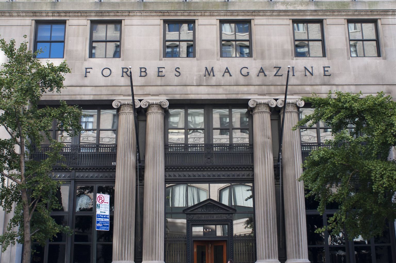 Das US-Magazin "Forbes" kürt jedes Jahr die Menschen auf diesem Planeten, die zum erlauchten Club der Milliardäre zählen. Wer mehr als eine Milliarde US-Dollar Vermögen hat,, gehört dazu.