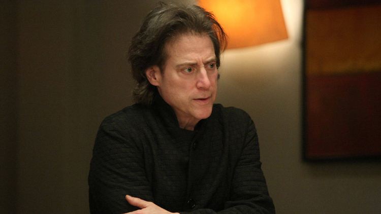 Richard Lewis auf einer Aufnahme aus dem Jahr 2000. Im vergangenen Jahr machte der Schauspieler seine Parkinsonerkrankung öffentlich.