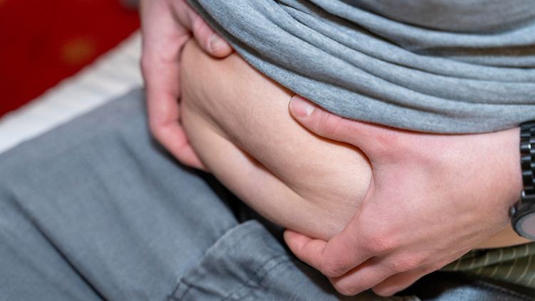"Eine über das Normalmaß hinausgehende Vermehrung des Körperfetts": Ab einem Body-Mass-Index von 30 spricht man von Adipositas.