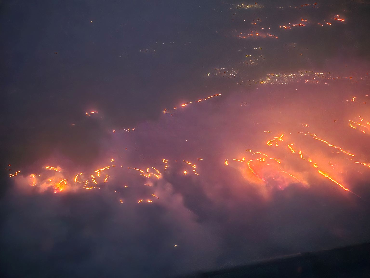 Seit Tagen breitet sich im US-Bundesstaat Texas ein riesiger Waldbrand aus. 