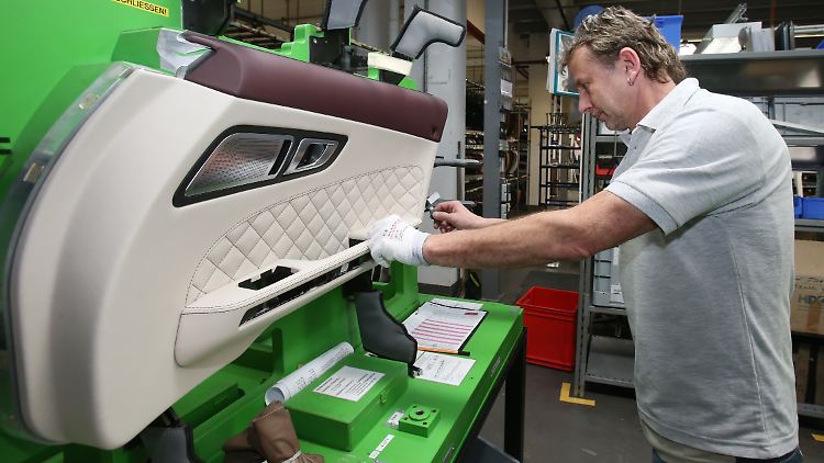 Insgesamt 1000 Personen sind bei dem Automobilzulieferer an drei Standorten beschäftigt.